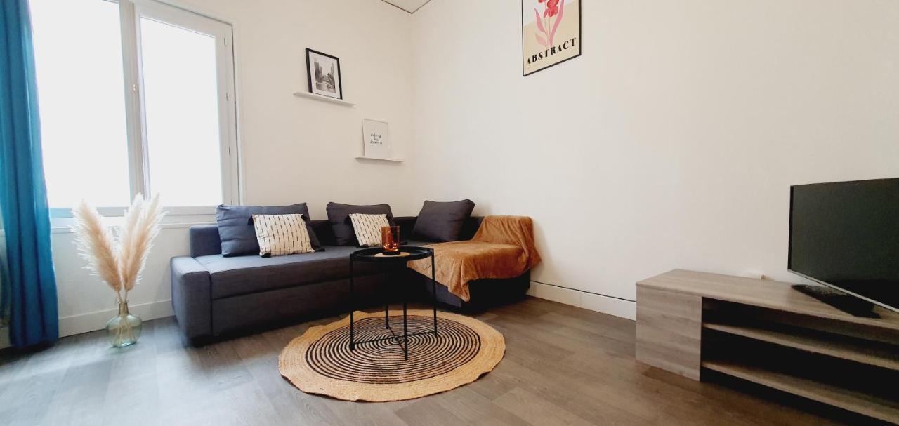 Le Delambre Apartment แปร์ปินญอง ภายนอก รูปภาพ